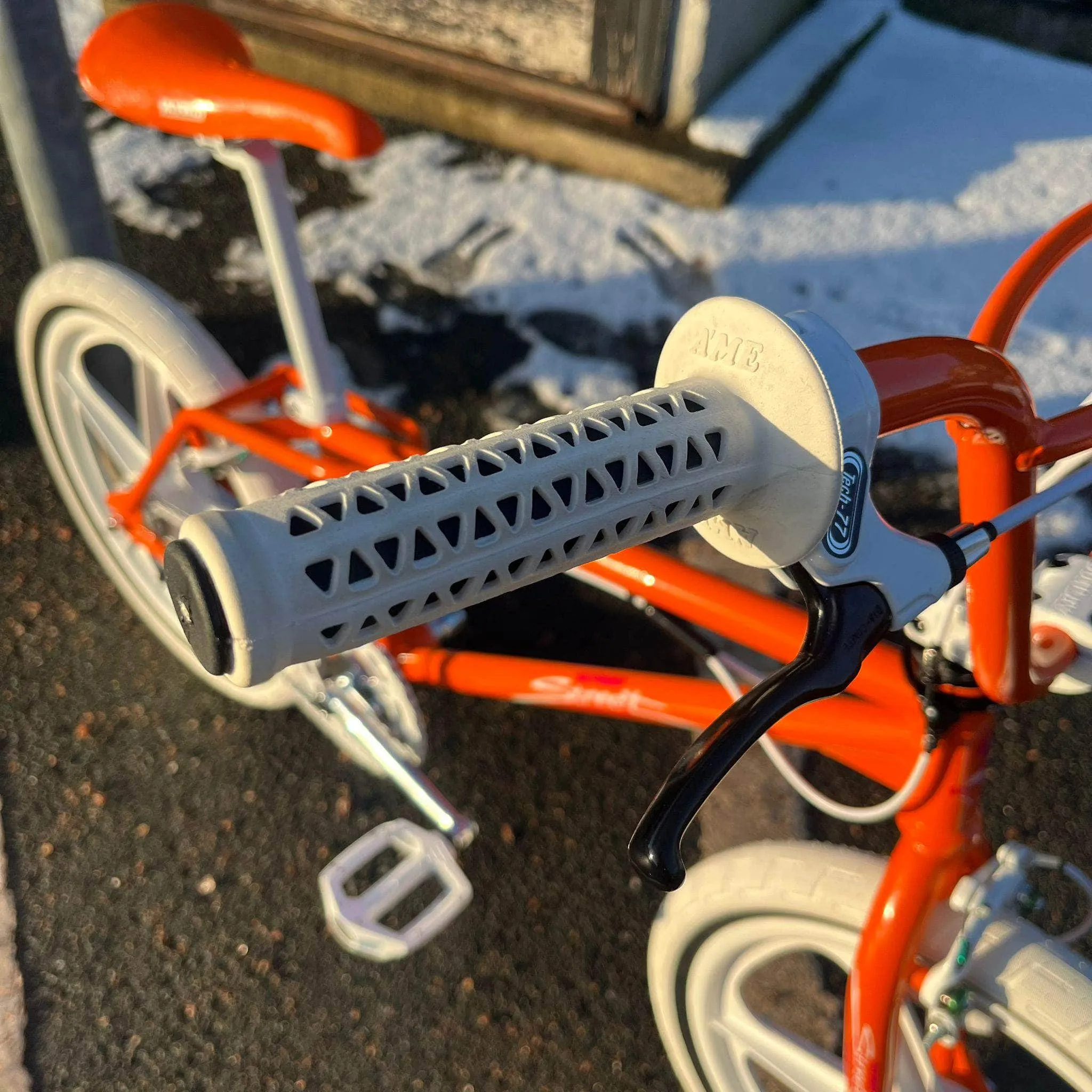 Skyway 2024 Street Beat Custom Bike Orange / White