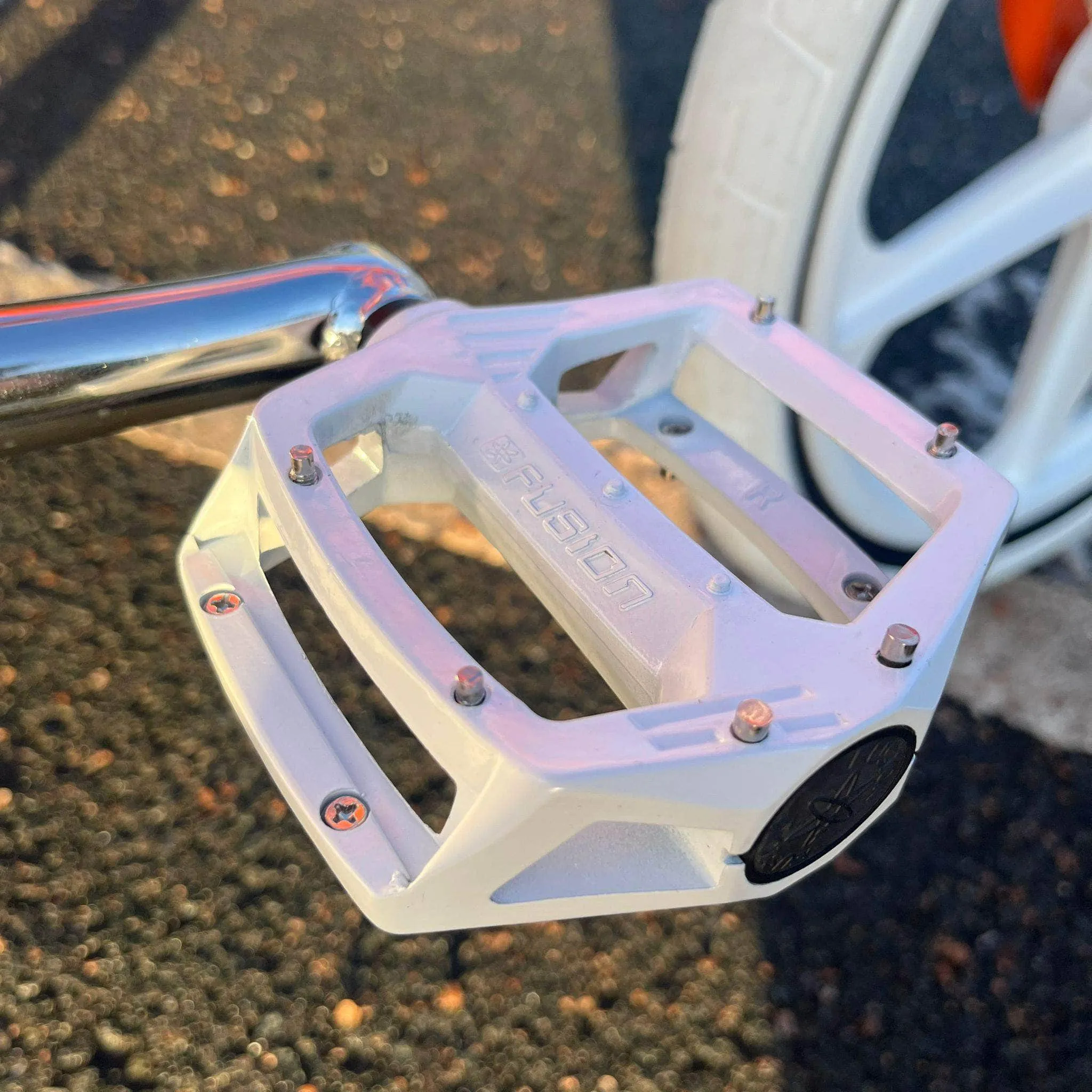 Skyway 2024 Street Beat Custom Bike Orange / White