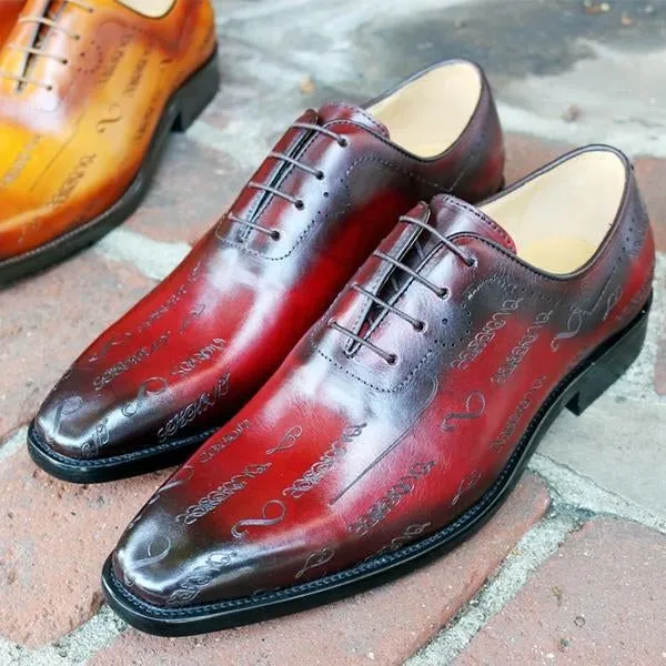Special Symbol Carved Oxford Shoes