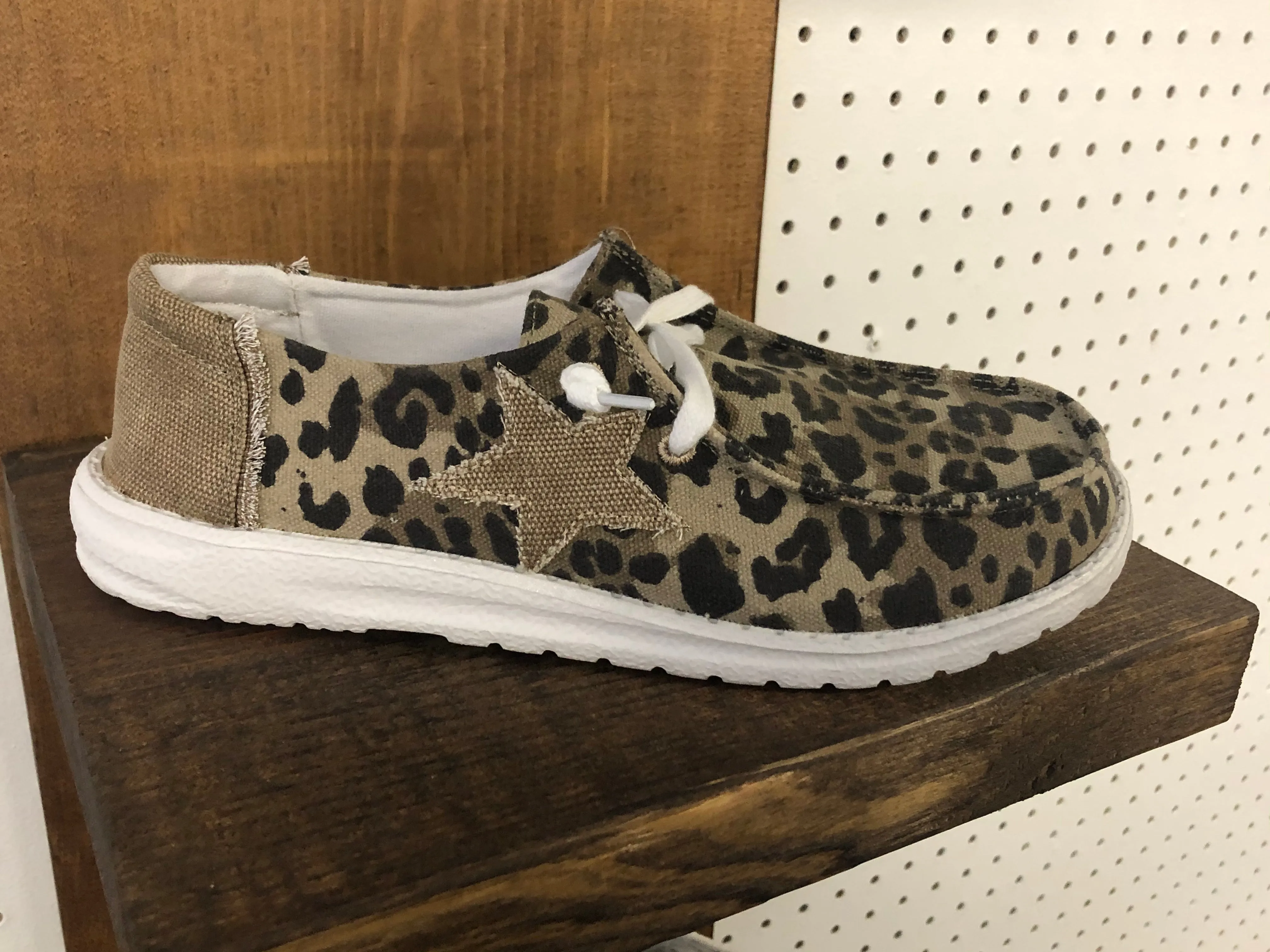 Star Struck Slip On Shoes-Tan Leopard