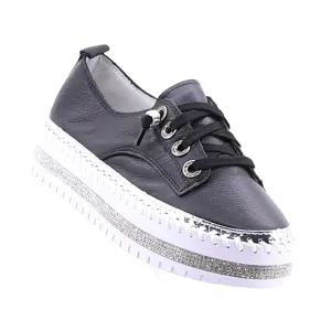 Susan Lace Up Sneaker - Black - AM1