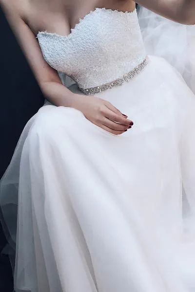 Sweetheart Strapless A-line Lace Tulle Beading Wedding Dress With Court Train OK559