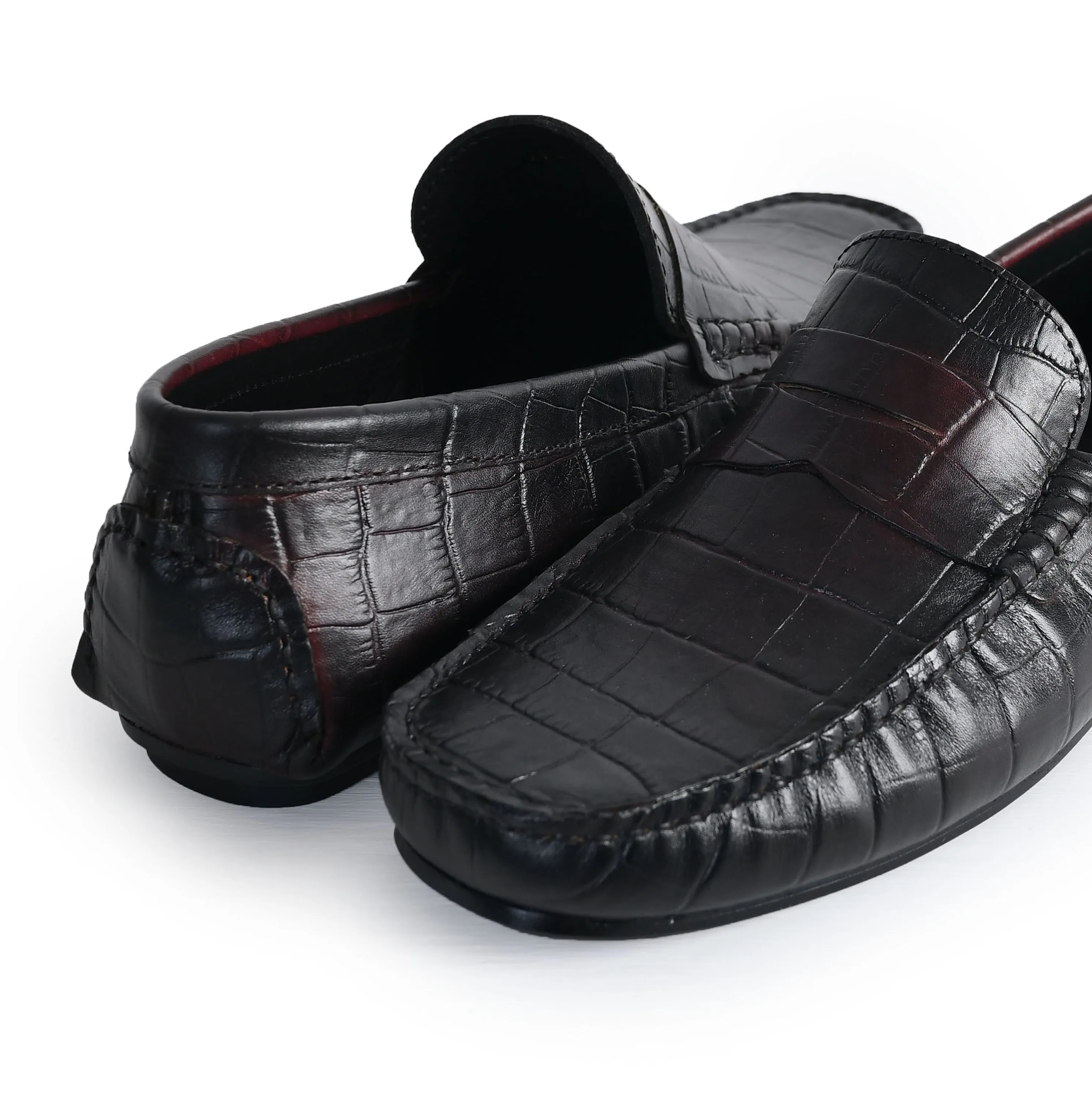 TEXTURED DRIVING LOAFER