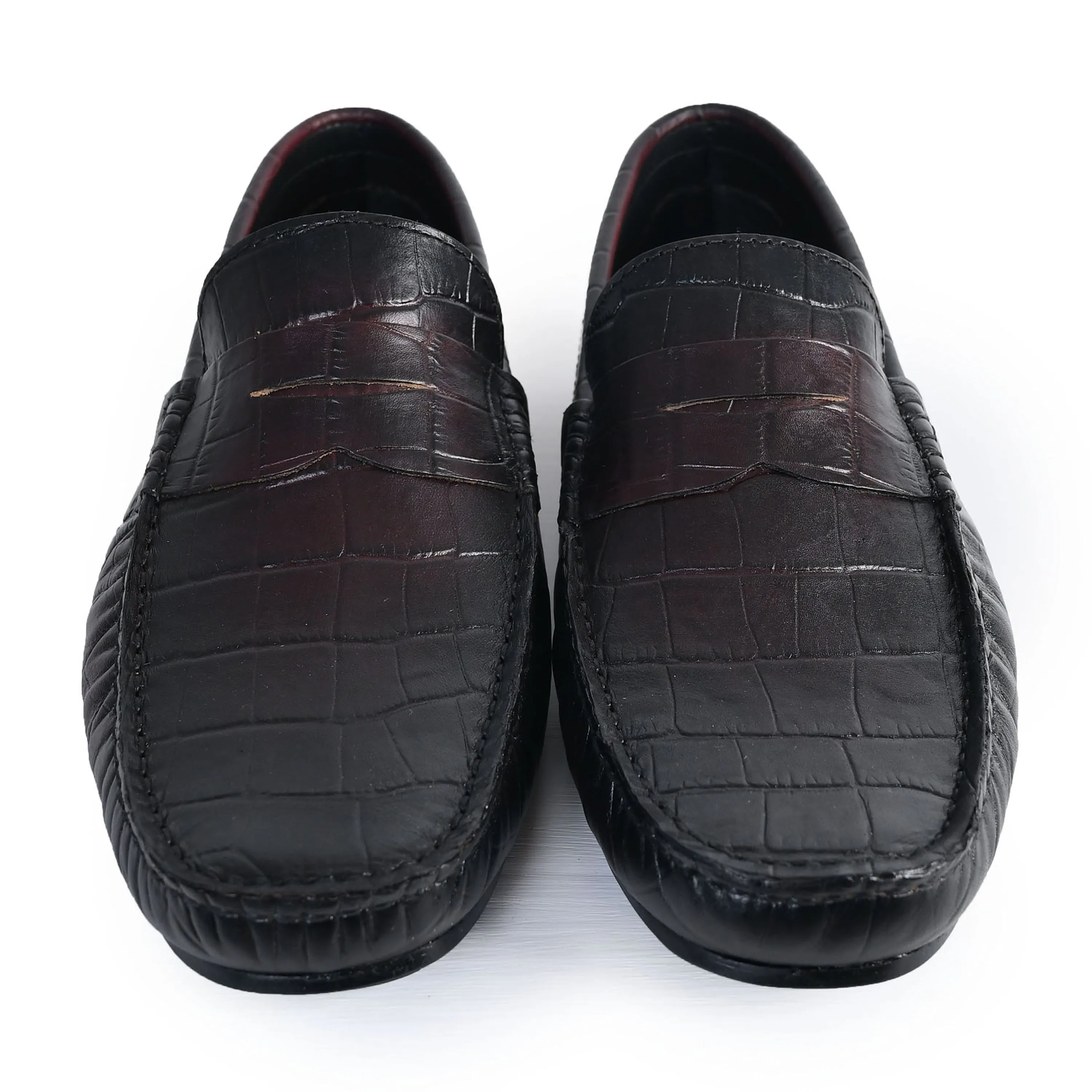 TEXTURED DRIVING LOAFER