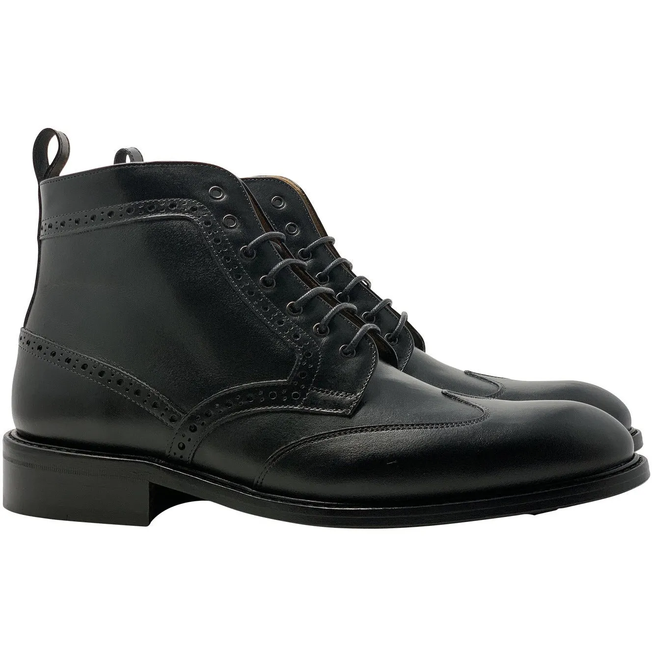 The Cruz Boot in Black