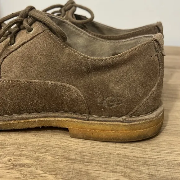 UGG men’s suede/leather brown Oxford lace up SN3269 size USA 10