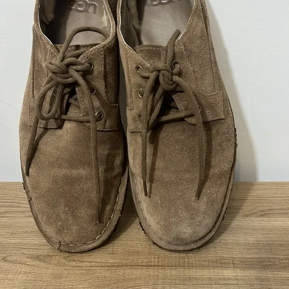 UGG men’s suede/leather brown Oxford lace up SN3269 size USA 10