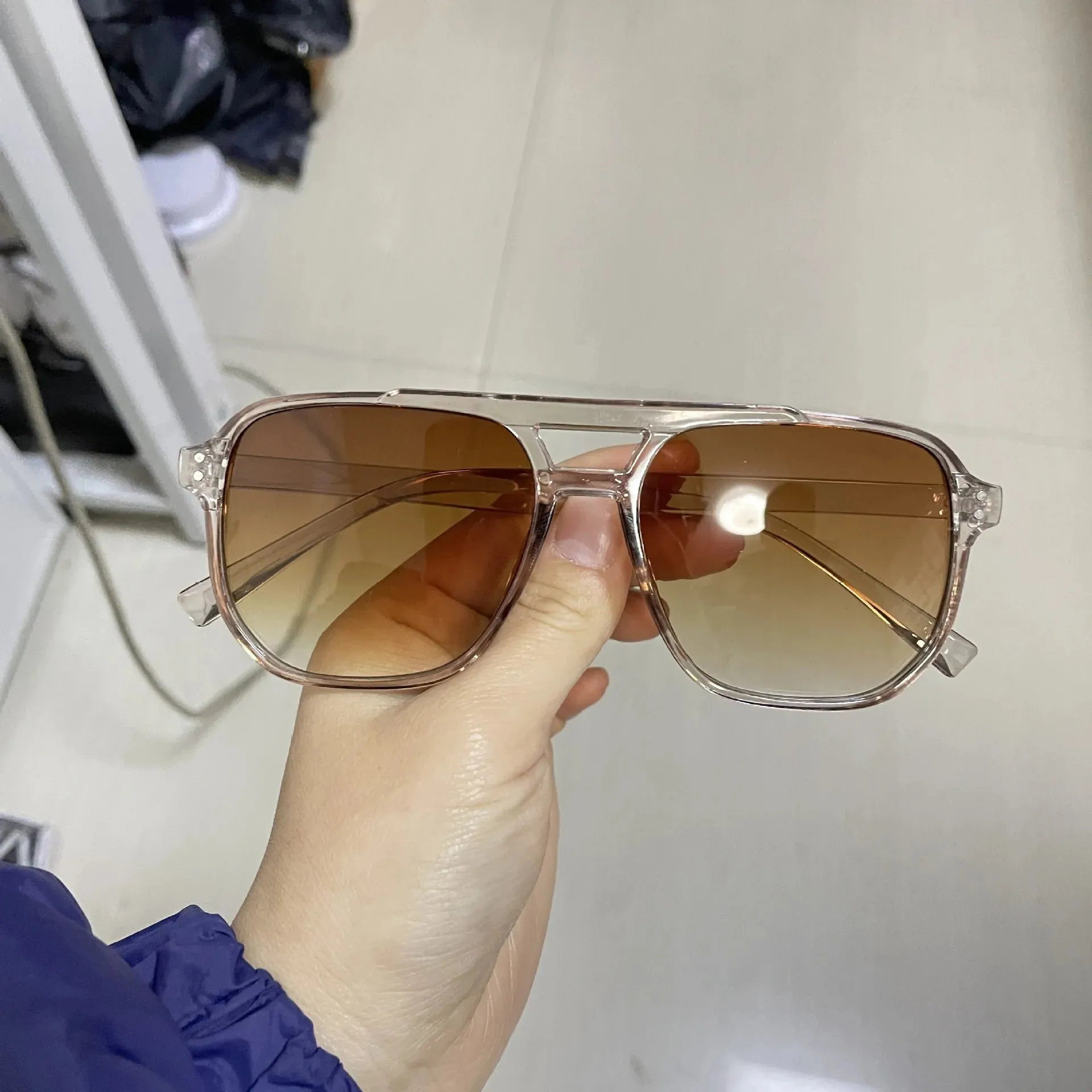 Unisex Polycarbonate UV400 Square Shades Sunglasses